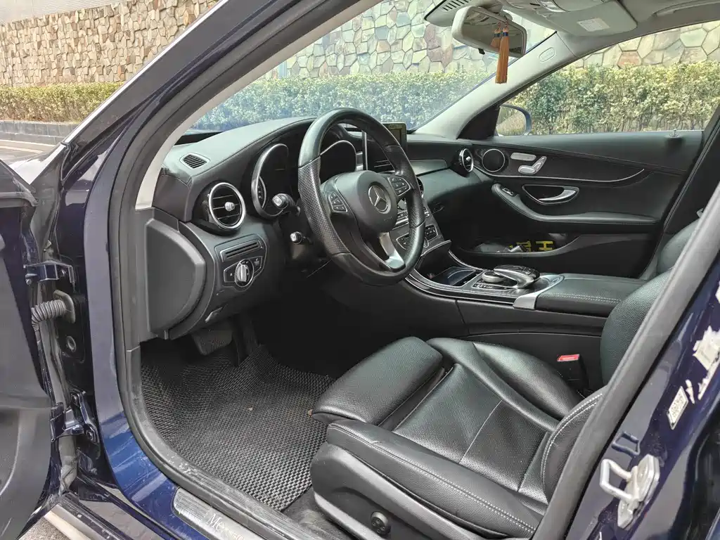 Mercedes-Benz C-Class 2015 — фото 4