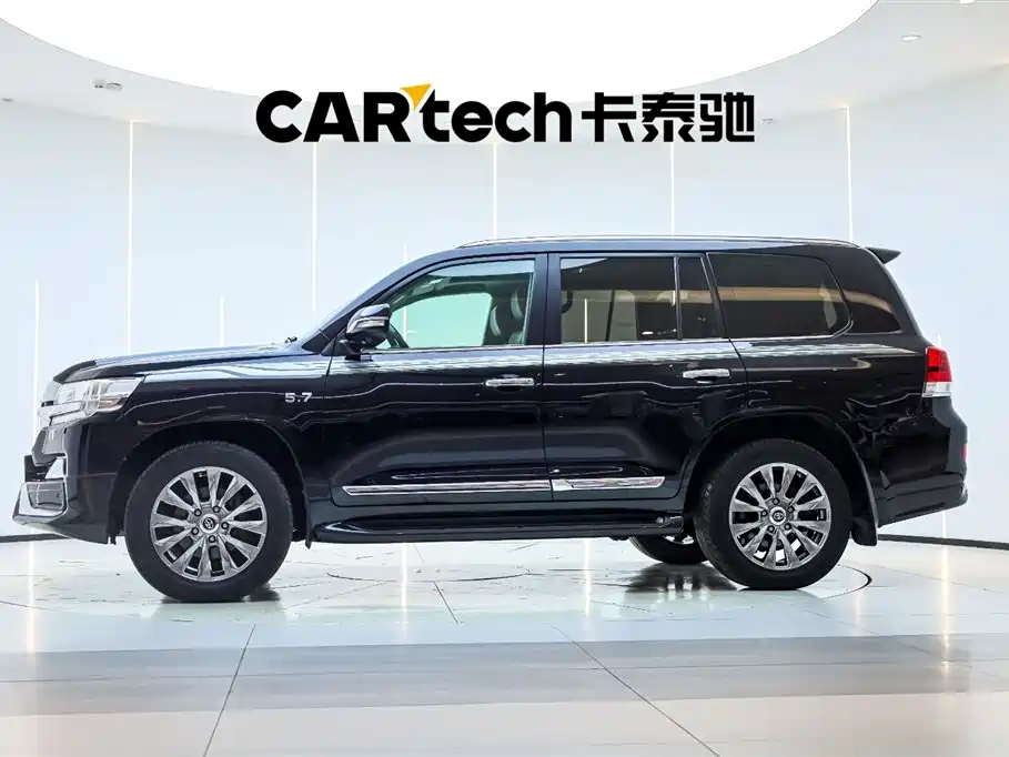 Toyota Land Cruiser 2019 — фото 5