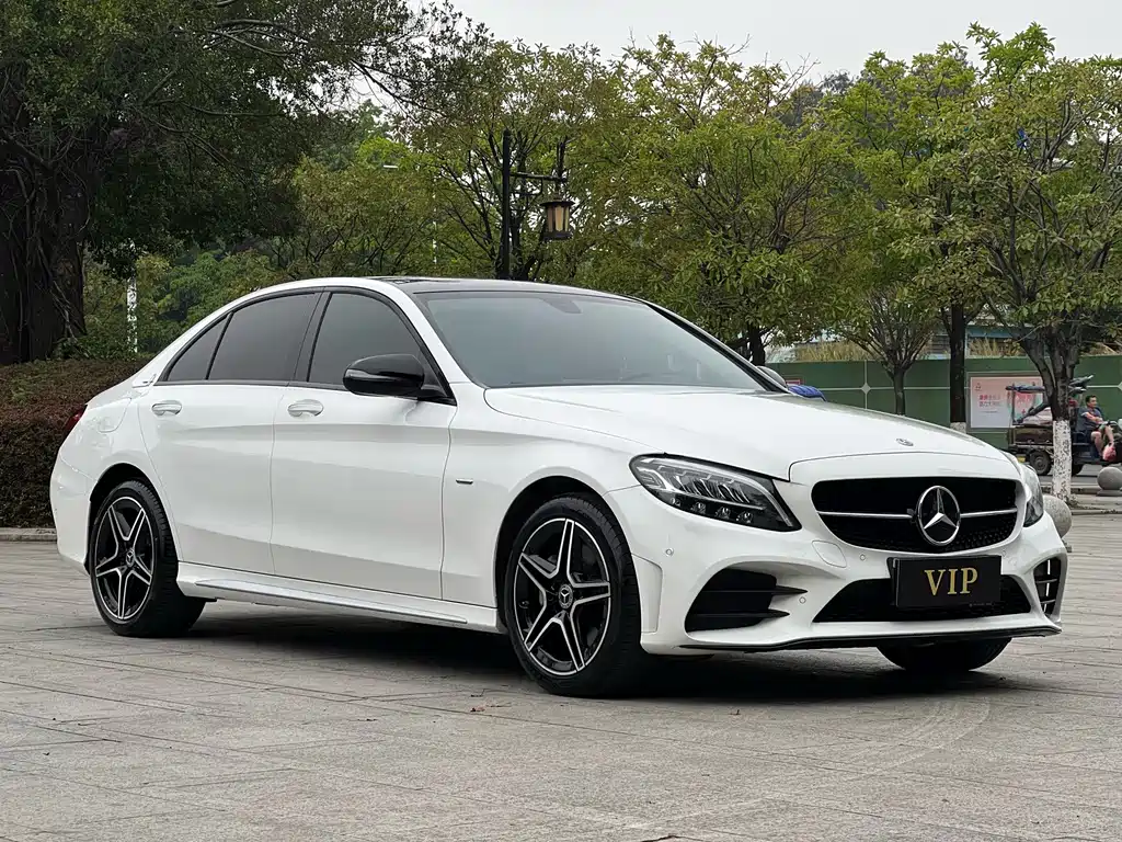Mercedes-Benz C-Class 2021