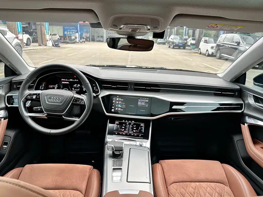Audi A7L 2024