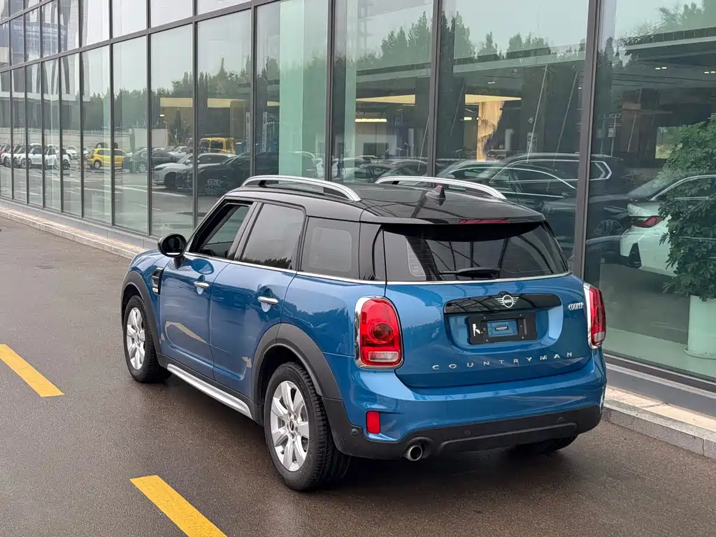 MINI Countryman 2018 — фото 17