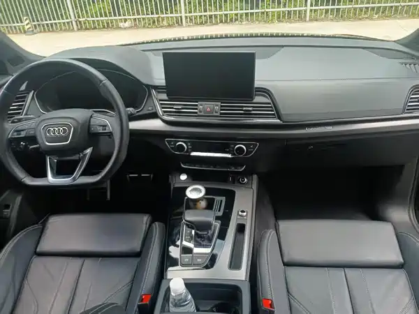 Audi Q5L 2024