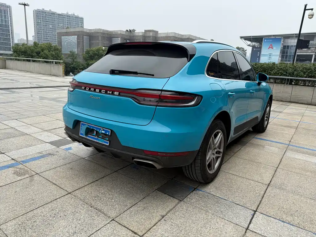 Porsche Macan 2019 — фото 10