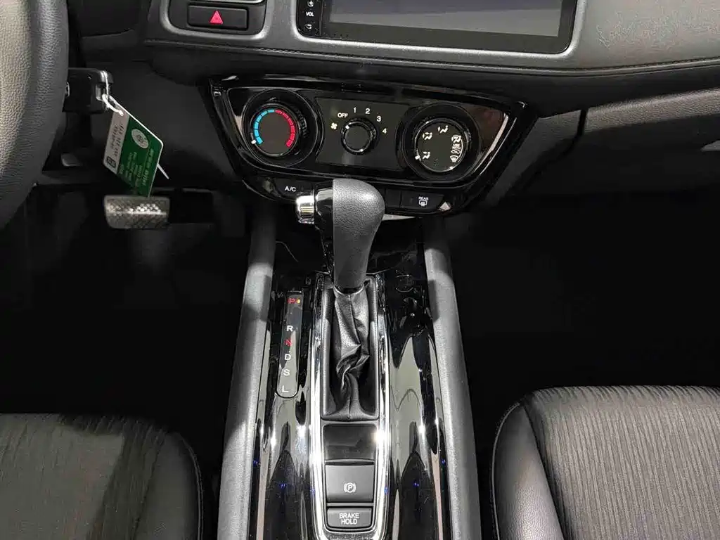Honda Vezel 2022 — фото 14