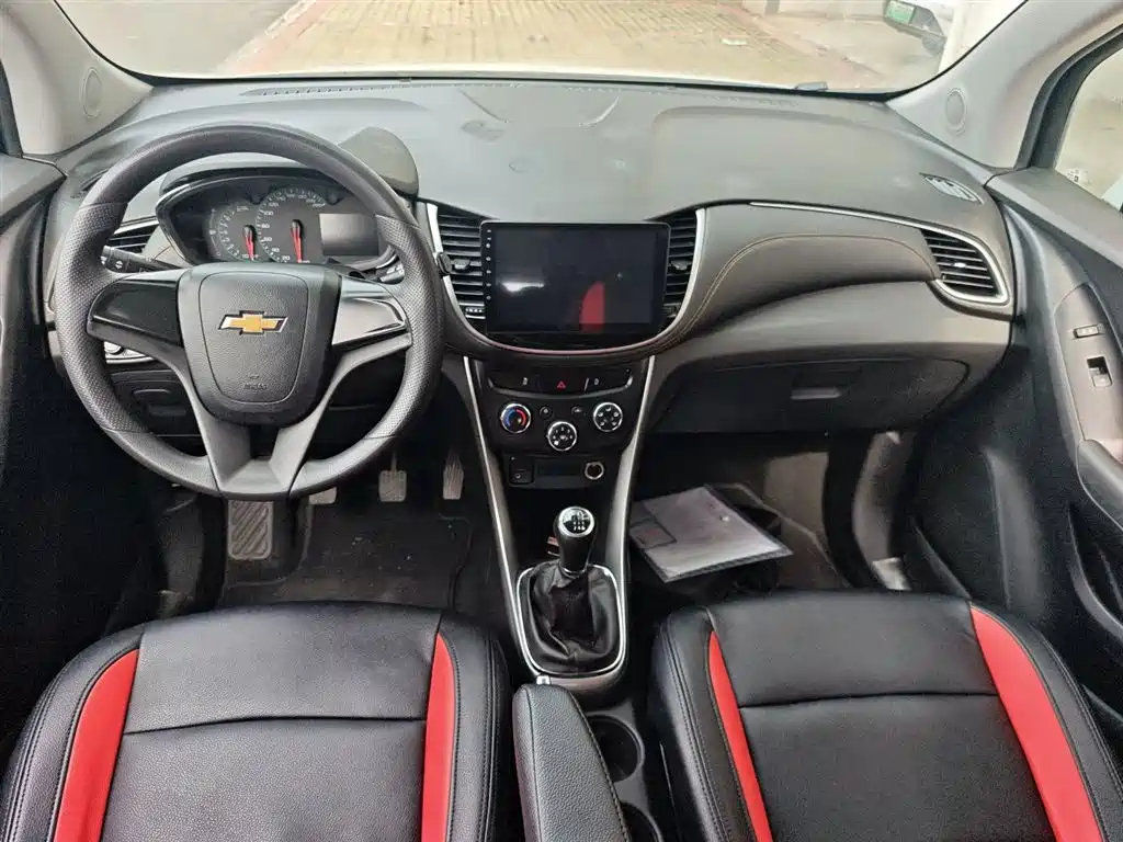 Chevrolet Trax 2017 — фото 3
