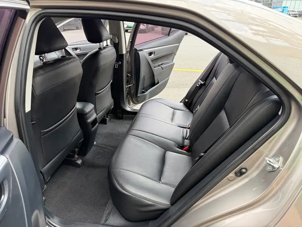 Toyota Corolla 2019 — фото 21
