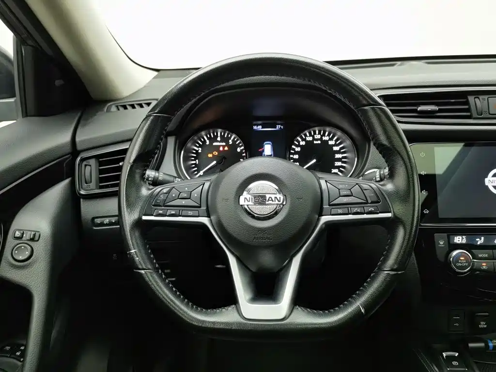 Nissan X-Trail 2020 — фото 11