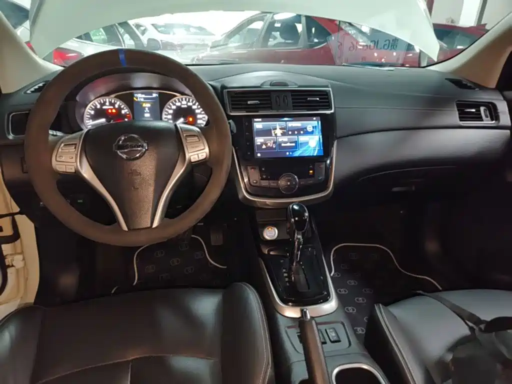 Nissan Tiida 2019 — фото 10