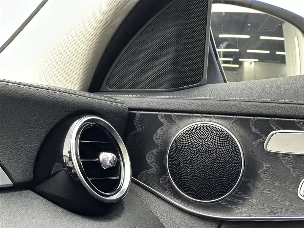 Mercedes-Benz C-Class 2016 — фото 13