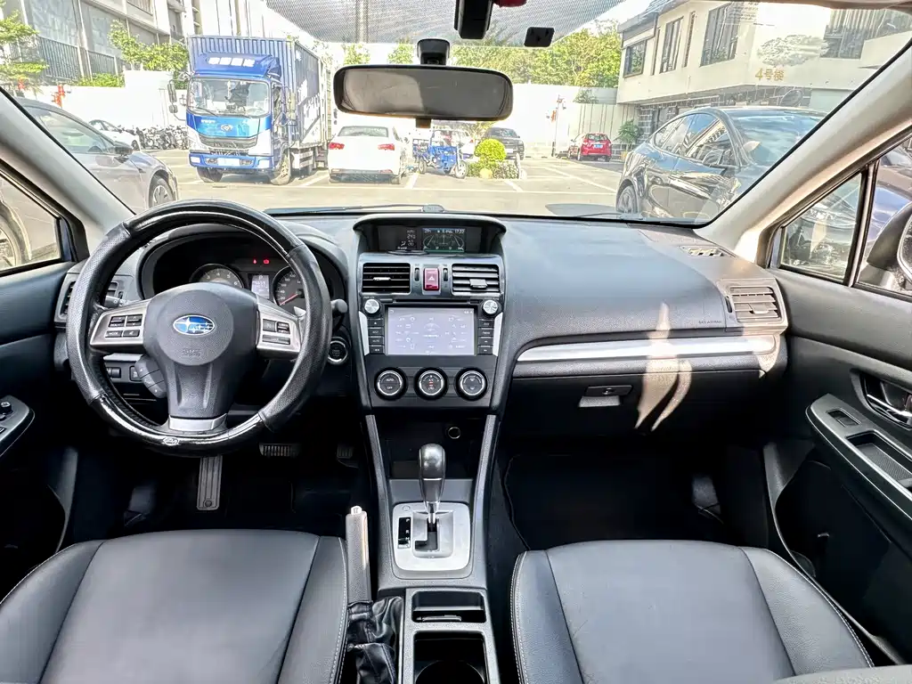 Subaru XV 2014 — фото 15