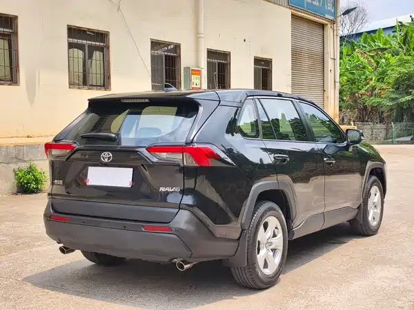 Toyota RAV4 2024