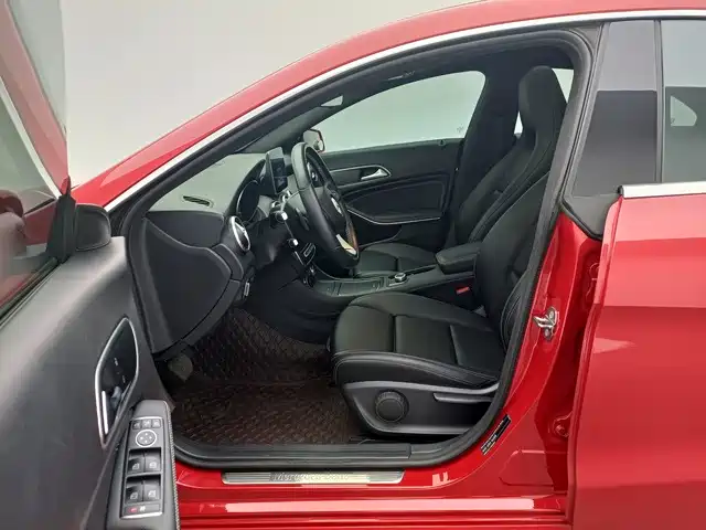 Mercedes-Benz CLA 2018 — фото 10