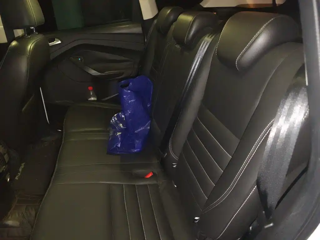 Ford Kuga 2015 — фото 13
