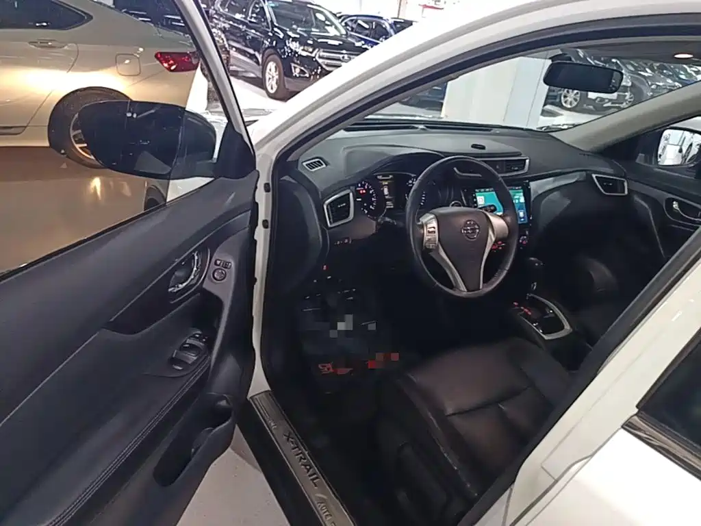 Nissan X-Trail 2016 — фото 16