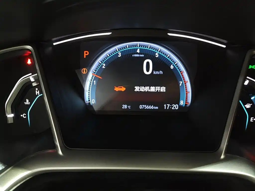 Honda Civic 2019 — фото 12