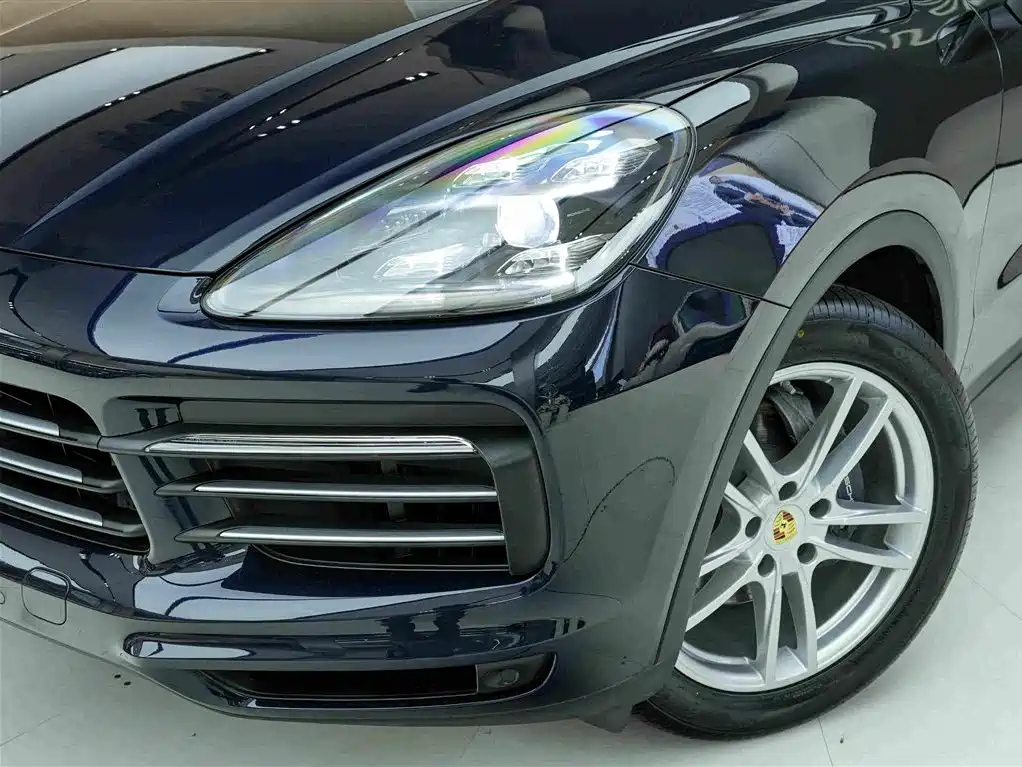 Porsche Cayenne 2021 — фото 20