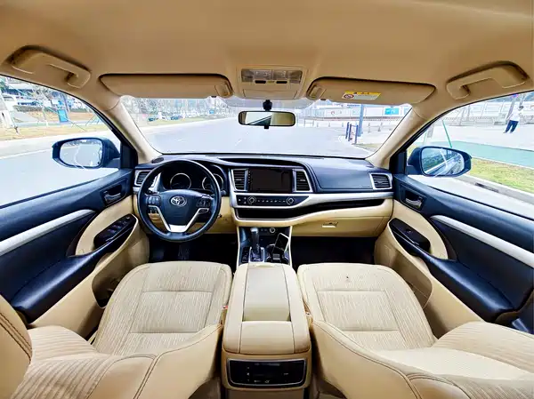 Toyota Highlander 2018