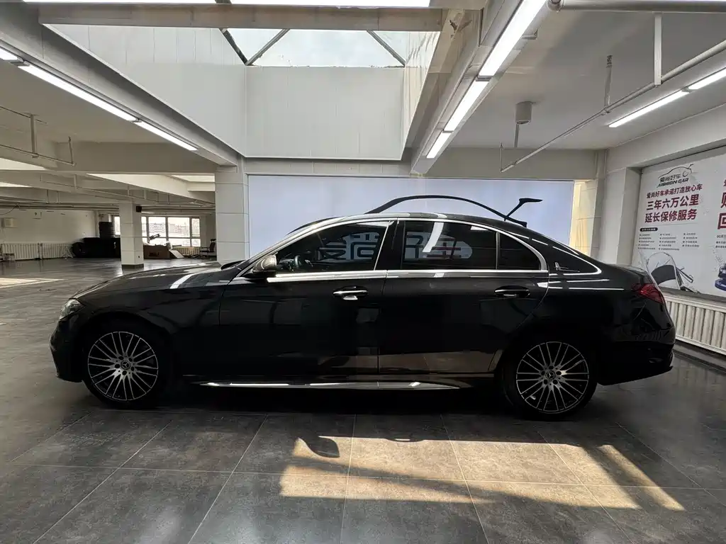 Mercedes-Benz C-Class 2022 — фото 4