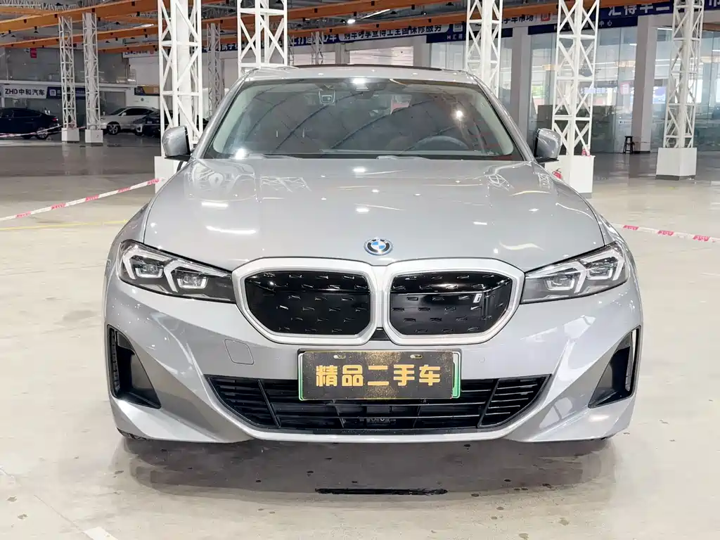 BMW i3 2022