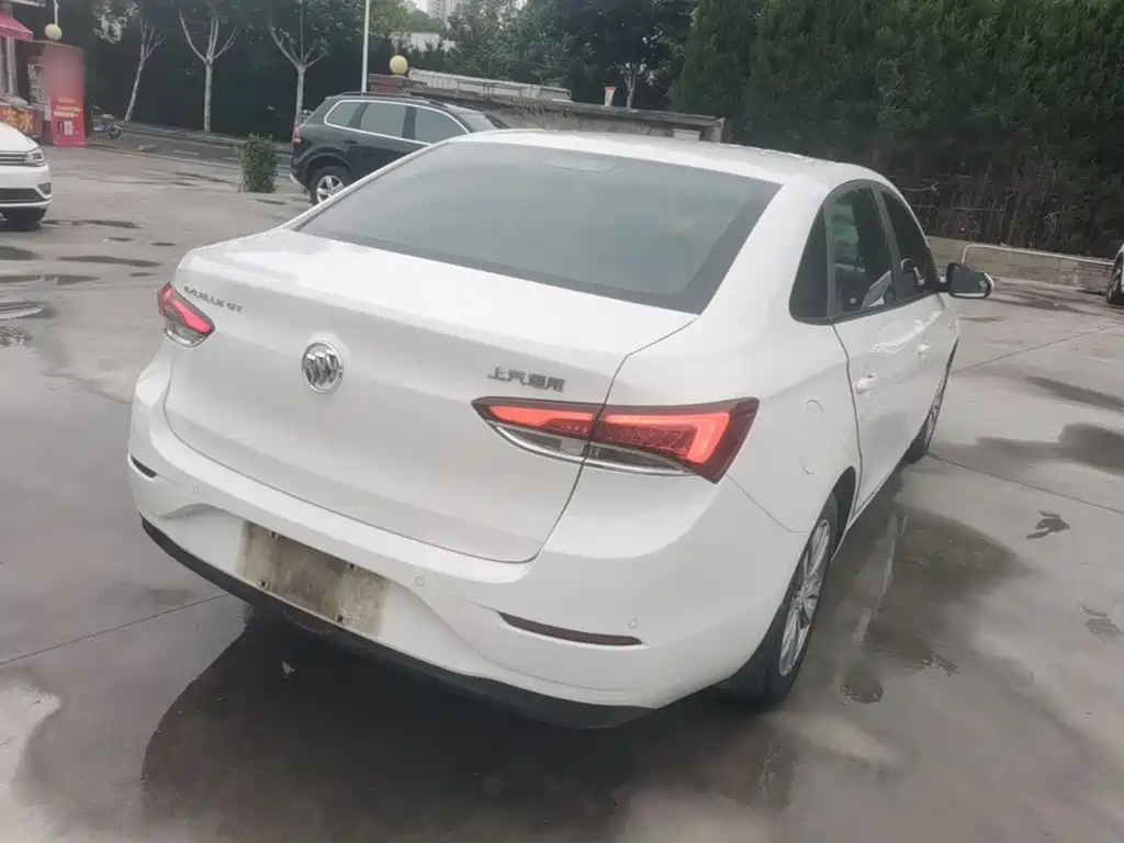 Buick Excelle 2021