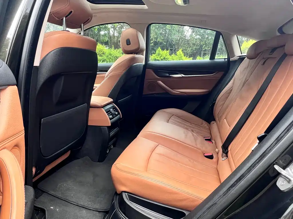 BMW X6 2015 — фото 13