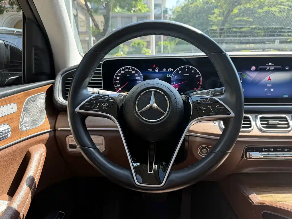 Mercedes-Benz GLE 2024 — фото 11