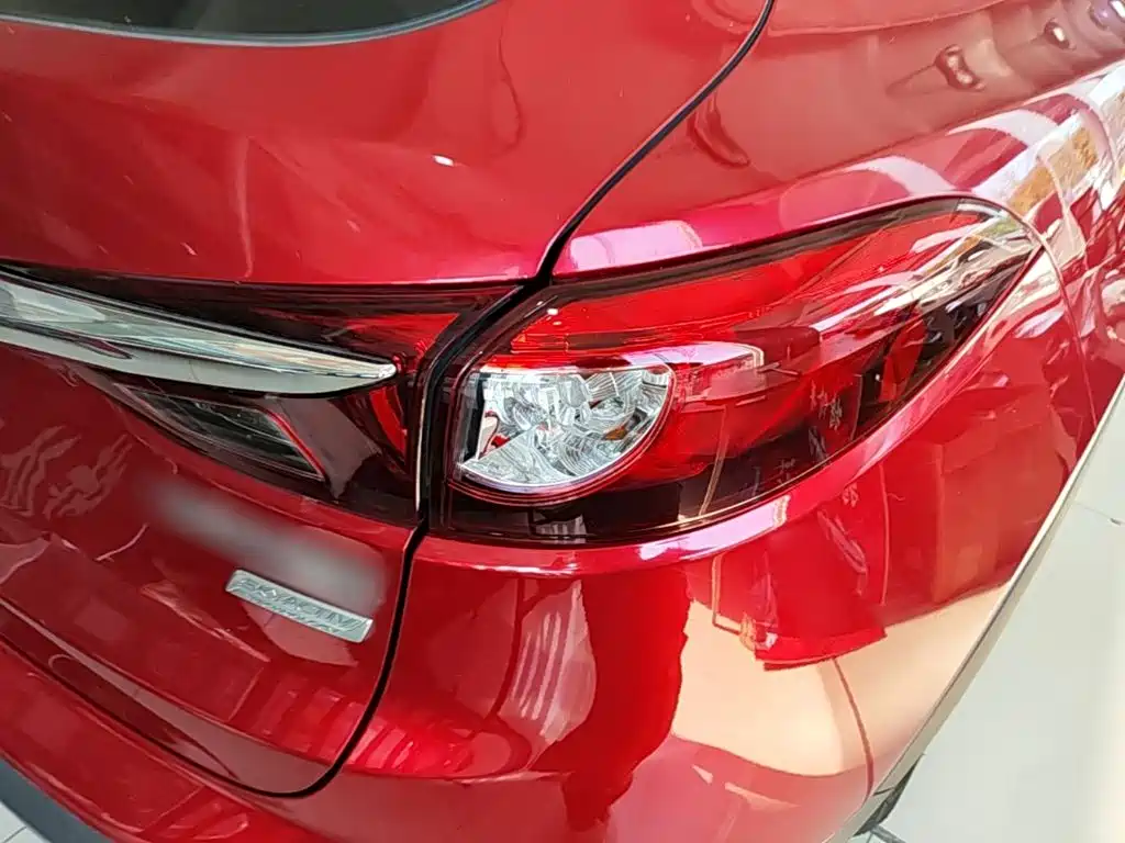 Mazda CX-4 2016 — фото 8