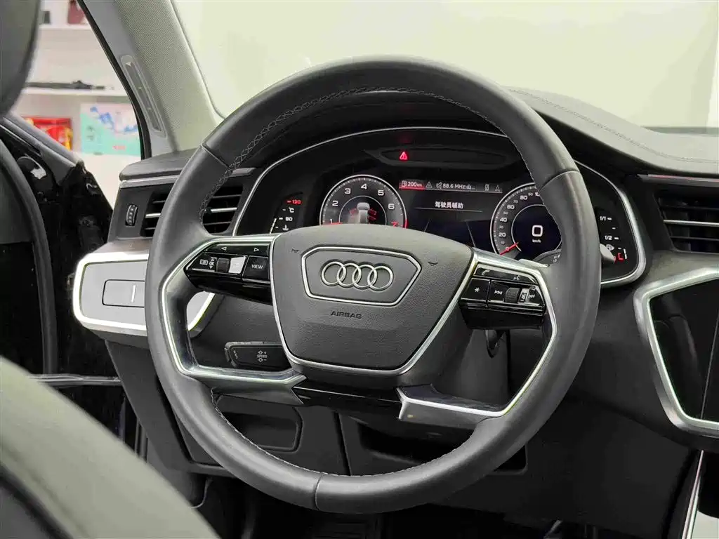 Audi A6L 2022 — фото 13