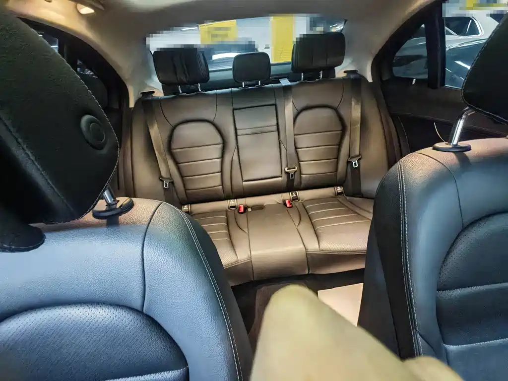 Mercedes-Benz C-Class 2021