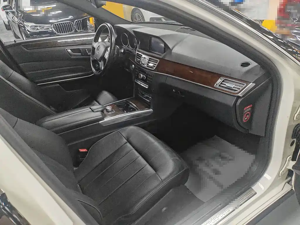 Mercedes-Benz E-Class 2015