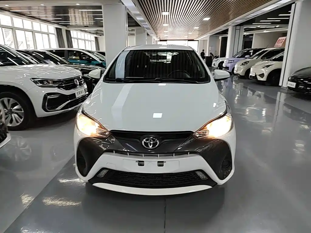 Toyota Yaris L 2017