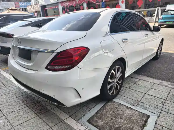 Mercedes-Benz C-Class 2017