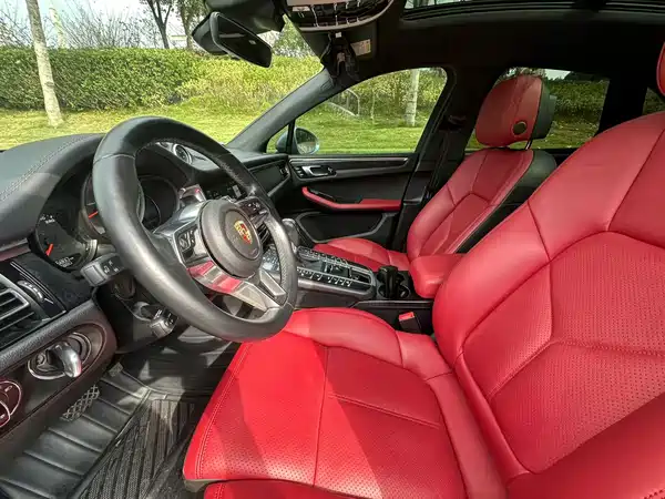 Porsche Macan 2020