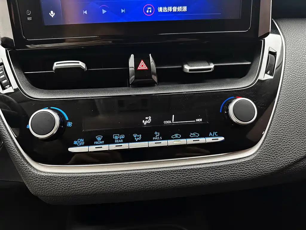 Toyota Corolla 2022 — фото 14
