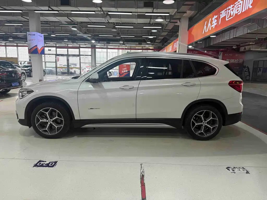 BMW X1 2017 — фото 4