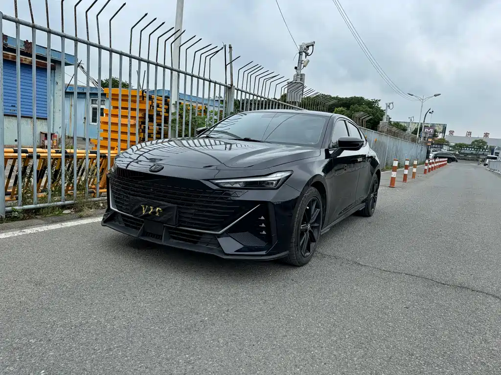 Changan UNI-V 2022