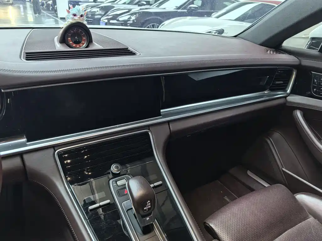 Porsche Panamera 2017 — фото 9