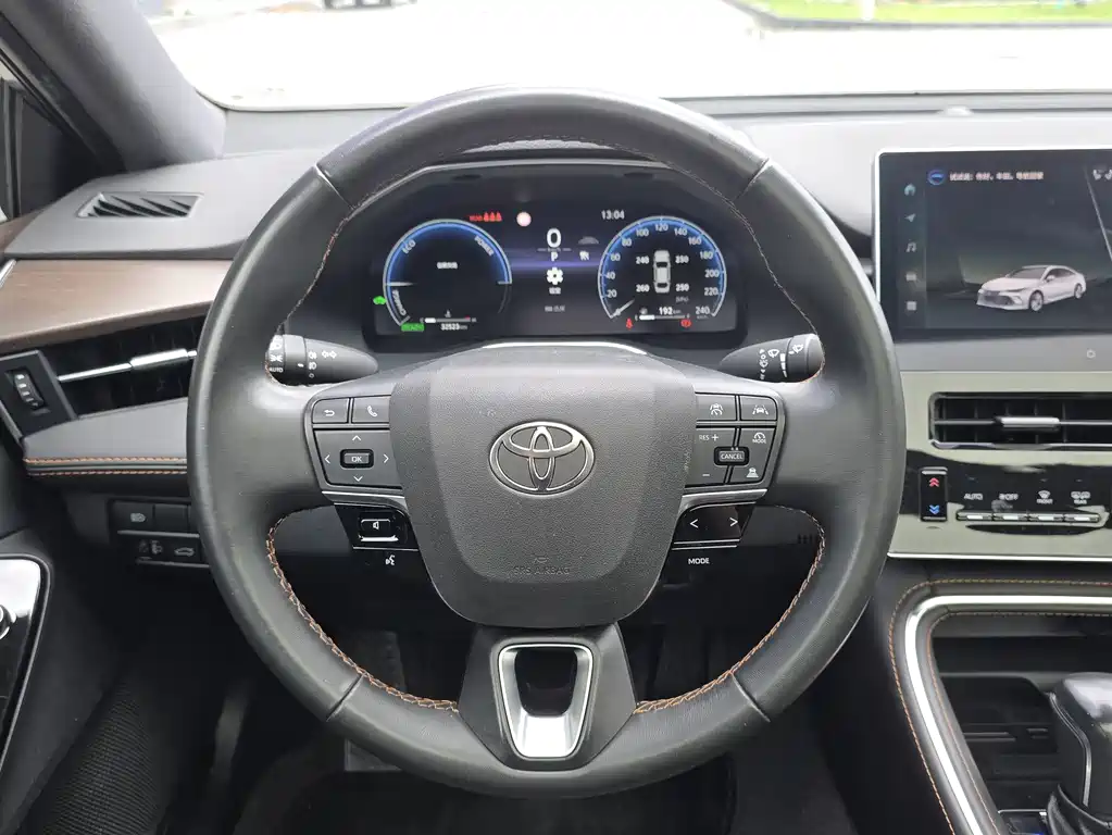 Toyota Avalon 2024 — фото 15