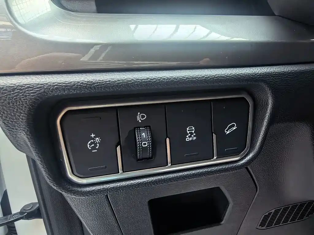 Haval H6 2023 — фото 11