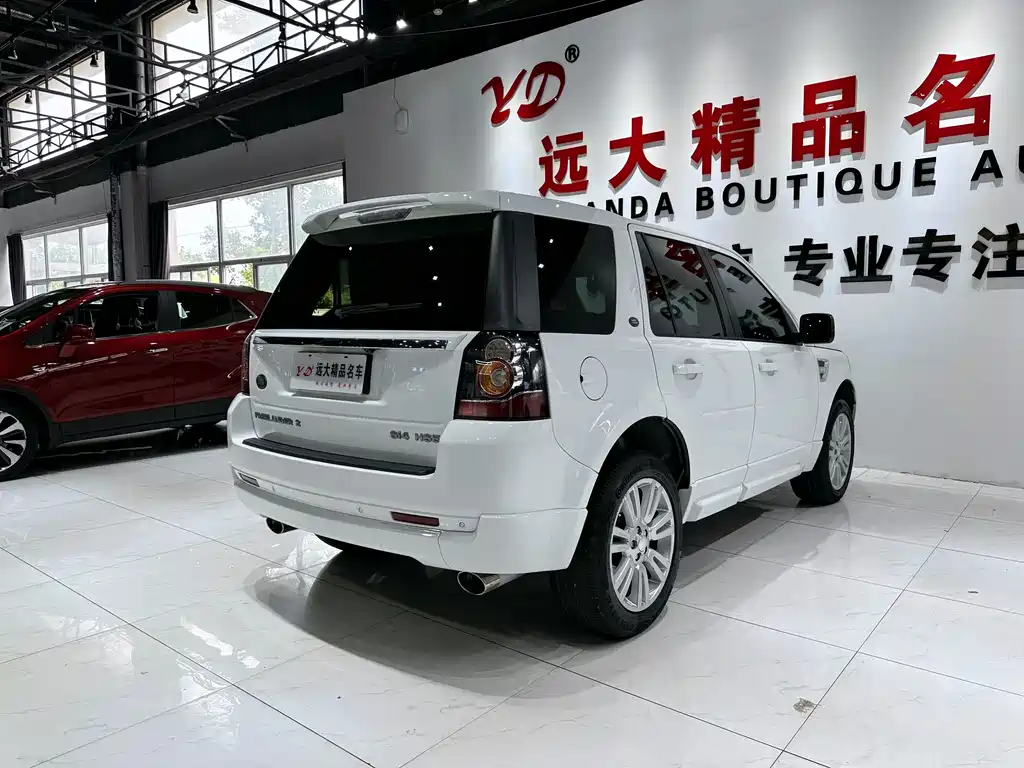 Land Rover Freelander 2 2014 — фото 16