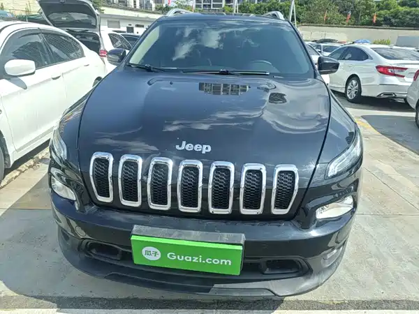 Jeep Cherokee 2016