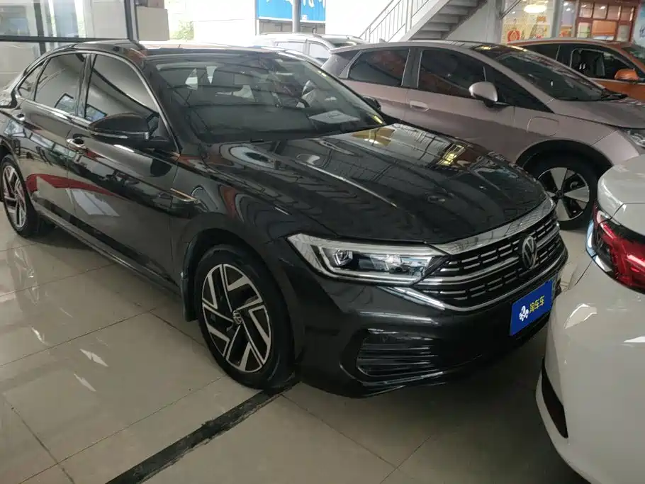 Volkswagen Sagitar 2024