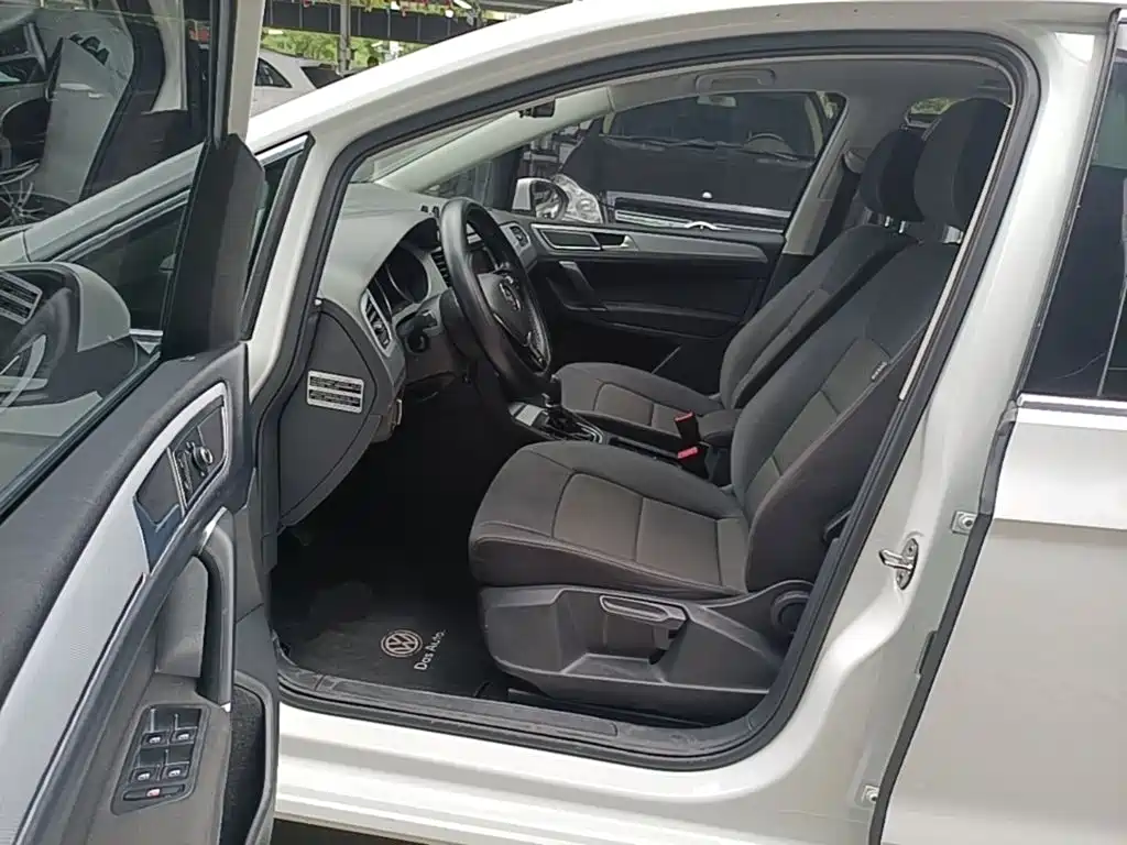 Volkswagen Golf Jialu 2016 — фото 16