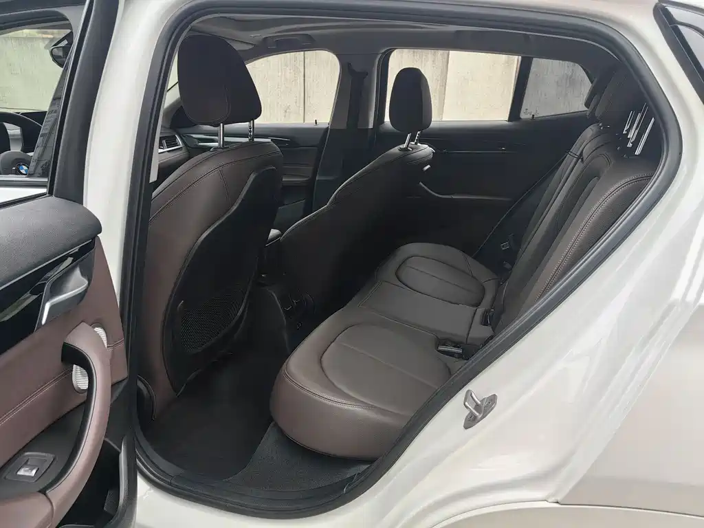 BMW X2 2022 — фото 14