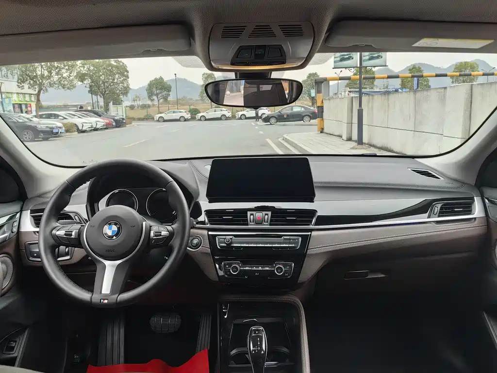BMW X2 2022 — фото 17