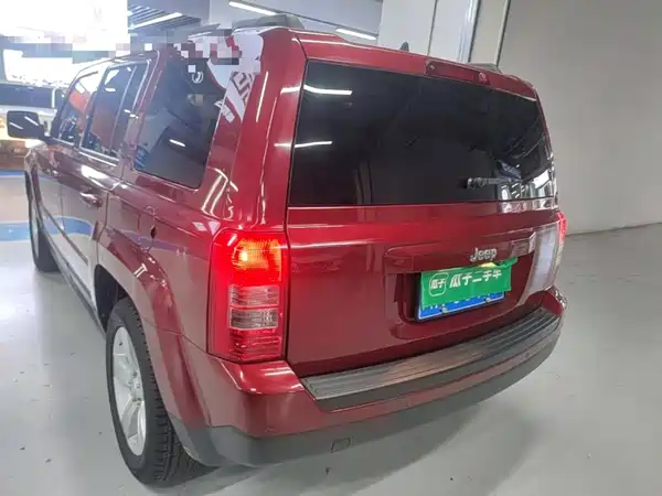Jeep Freelancer 2014