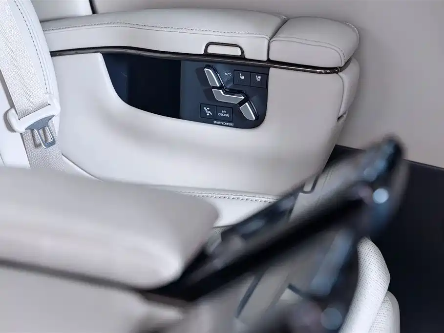 Toyota Vellfire 2024 — фото 13