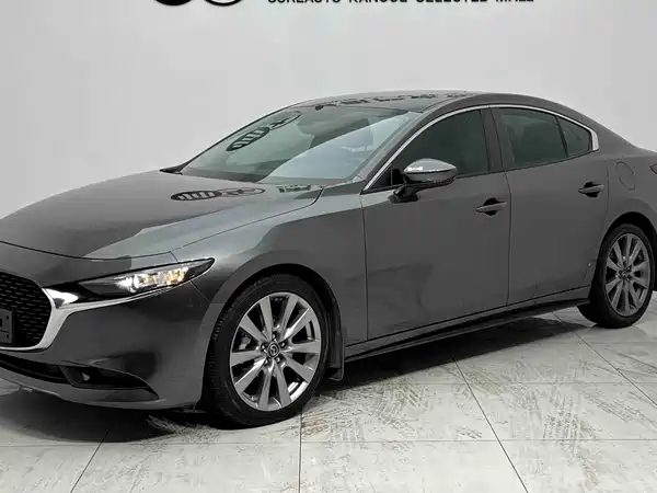 Mazda 3 Axela 2022