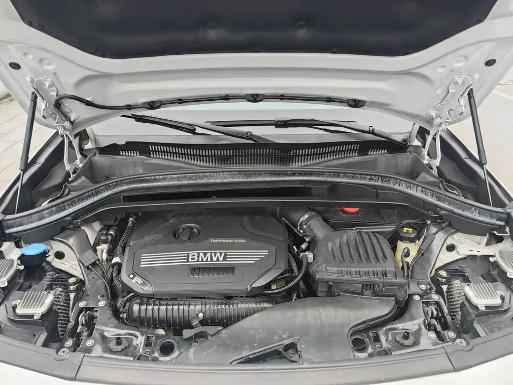 BMW X2 2022 — фото 10