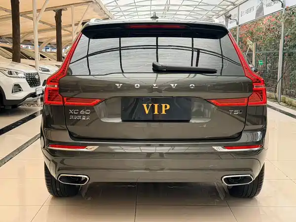 Volvo XC60 2021